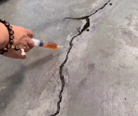 文教镇混凝土裂缝修补技术详解​